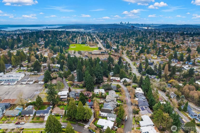 Property photo for 2613 NE 87th Street, Seattle photo 15