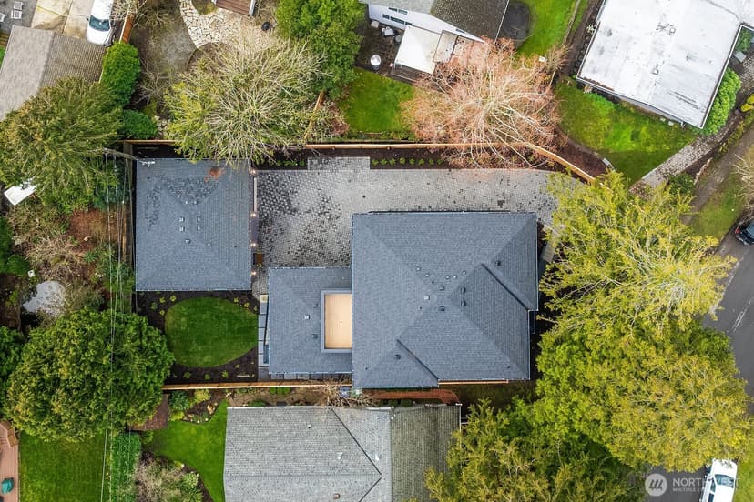 Property photo for 2613 NE 87th Street, Seattle photo 11