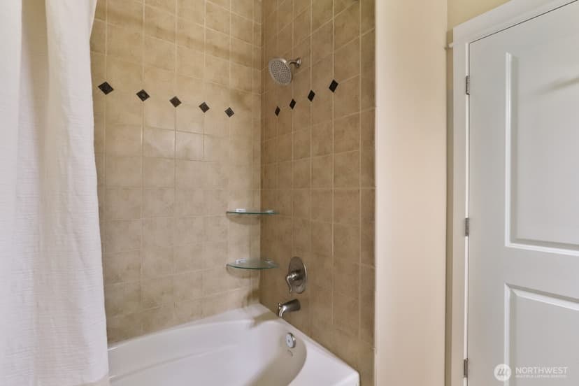 Property photo for 400 Washington Avenue #415, Bremerton photo 15