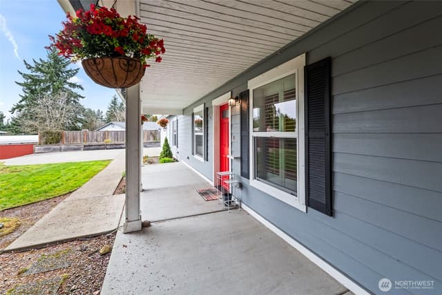 Property photo for 4925 Harbor View Drive NE, Tacoma photo 4