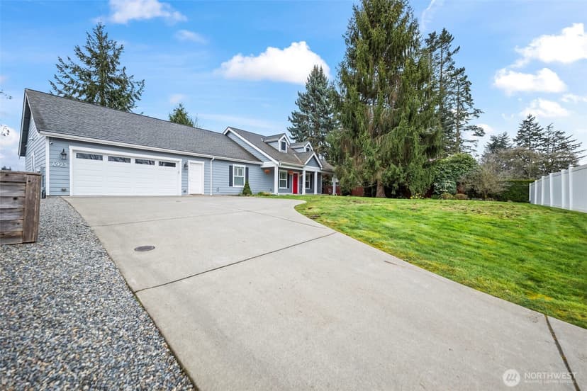 Property photo for 4925 Harbor View Drive NE, Tacoma