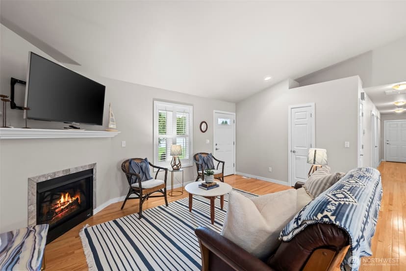 Property photo for 4925 Harbor View Drive NE, Tacoma photo 16