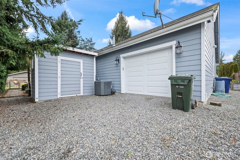 Property photo for 4925 Harbor View Drive NE, Tacoma photo 10