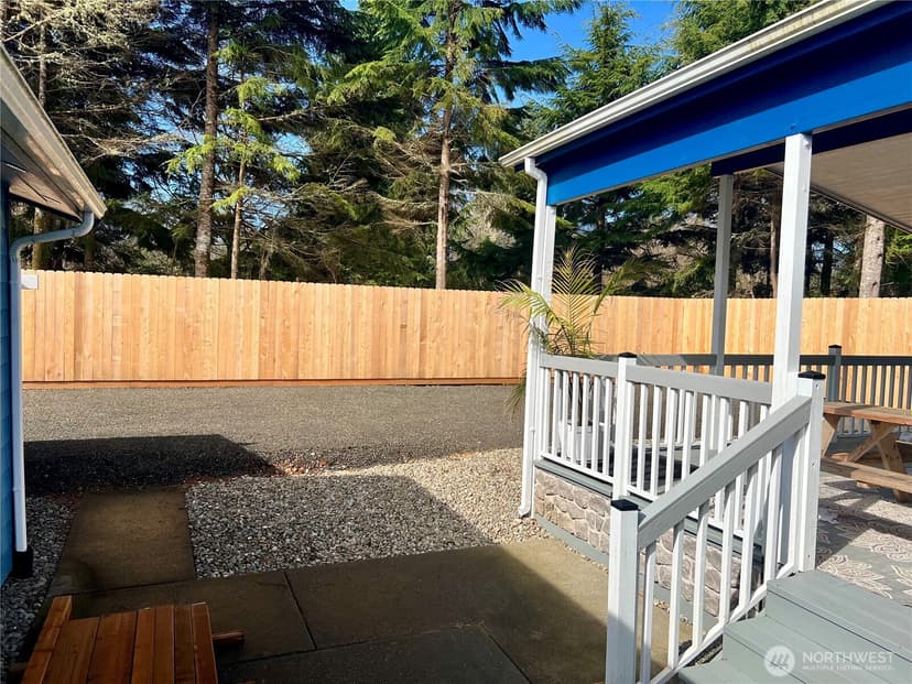 Property photo for 609 Chenois Avenue NE, Ocean Shores photo 32