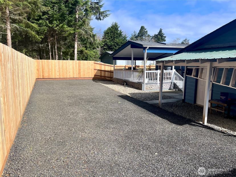 Property photo for 609 Chenois Avenue NE, Ocean Shores photo 29