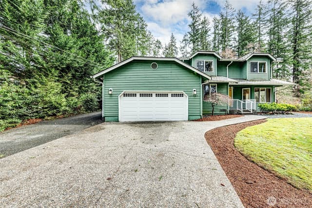 Property photo for 22621 95th Avenue SE, Woodinville photo 2