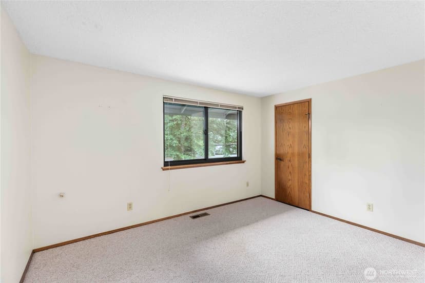 Property photo for 2222 NE Lexington Drive, Bremerton photo 26