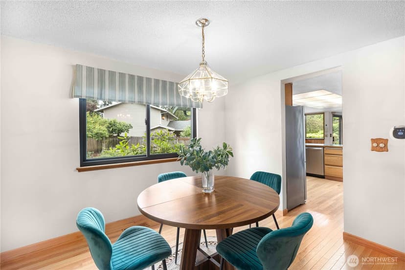 Property photo for 2222 NE Lexington Drive, Bremerton photo 10
