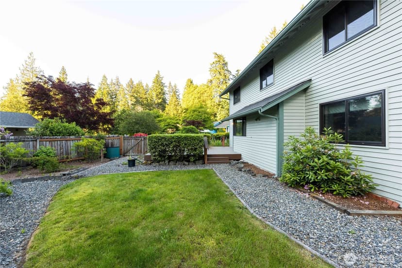 Property photo for 2222 NE Lexington Drive, Bremerton photo 6
