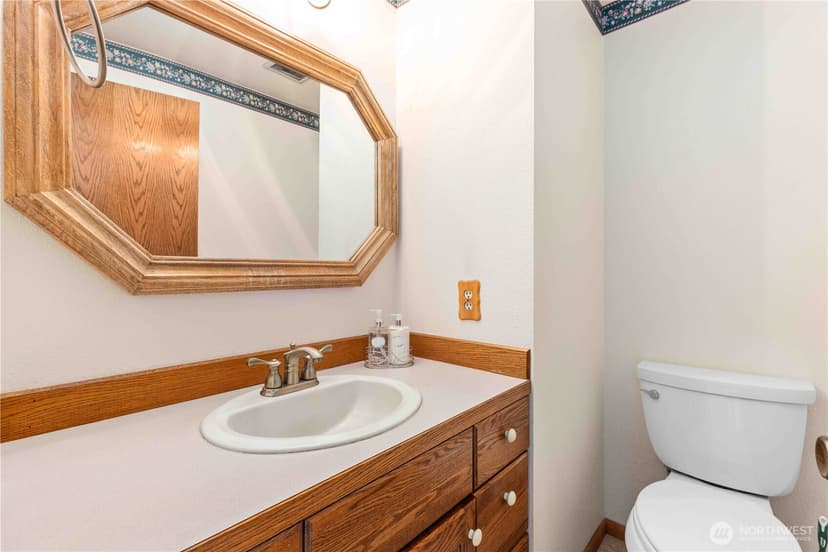 Property photo for 2222 NE Lexington Drive, Bremerton photo 18