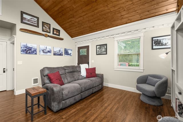 Property photo for 11303 86th Avenue E, Puyallup photo 5