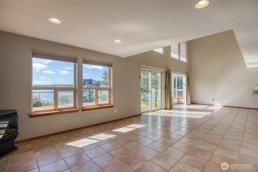 Property photo for 257 Chaparral Street SE, Ocean Shores photo 14