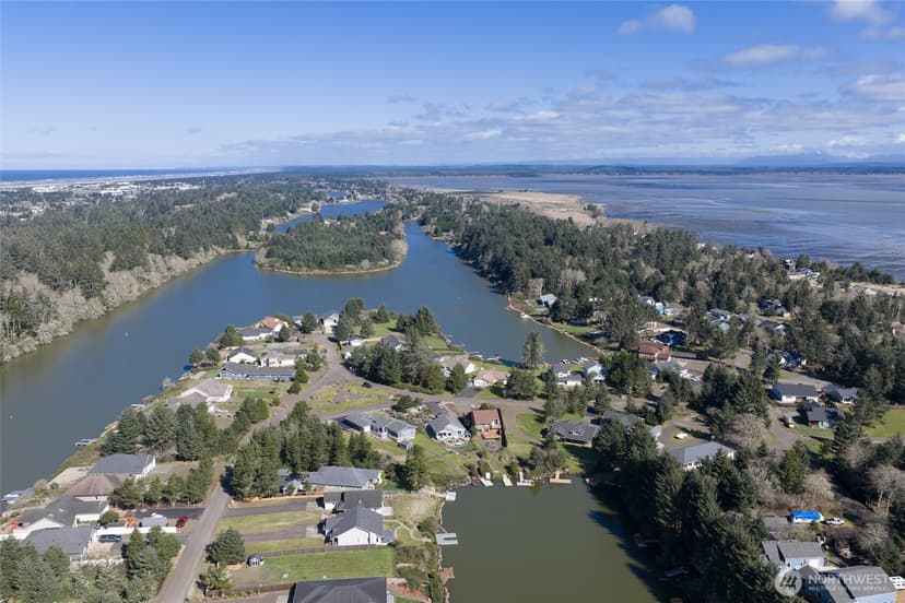 Property photo for 257 Chaparral Street SE, Ocean Shores photo 10