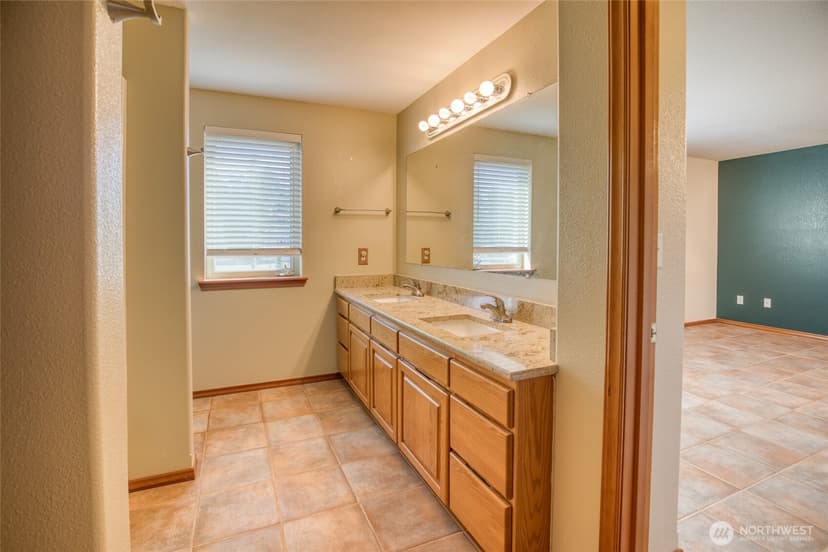 Property photo for 257 Chaparral Street SE, Ocean Shores photo 22