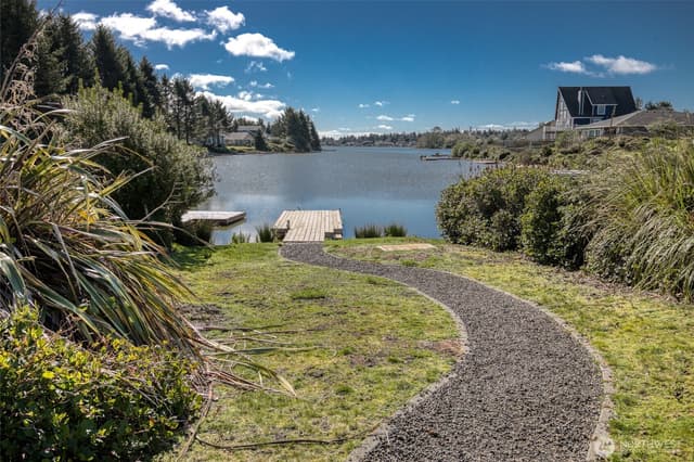 Property photo for 257 Chaparral Street SE, Ocean Shores photo 4