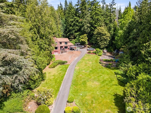 Property photo for 13117 Holmes Point Drive NE, Kirkland photo 2