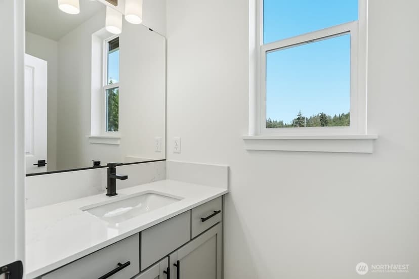 Property photo for 23962 36th Avenue SE #4, Bothell photo 14