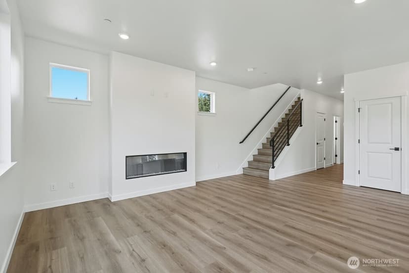 Property photo for 23962 36th Avenue SE #4, Bothell photo 7