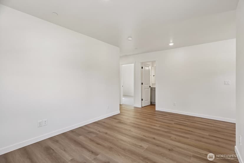 Property photo for 23962 36th Avenue SE #4, Bothell photo 17