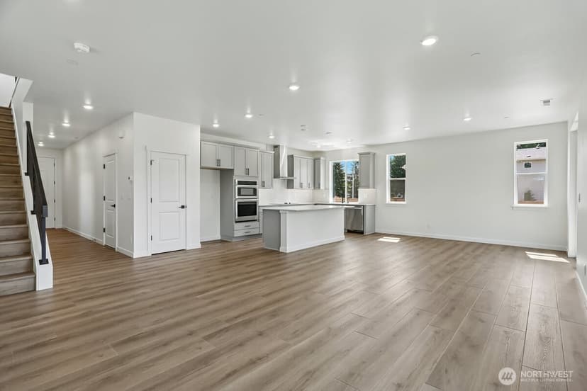 Property photo for 23962 36th Avenue SE #4, Bothell photo 6