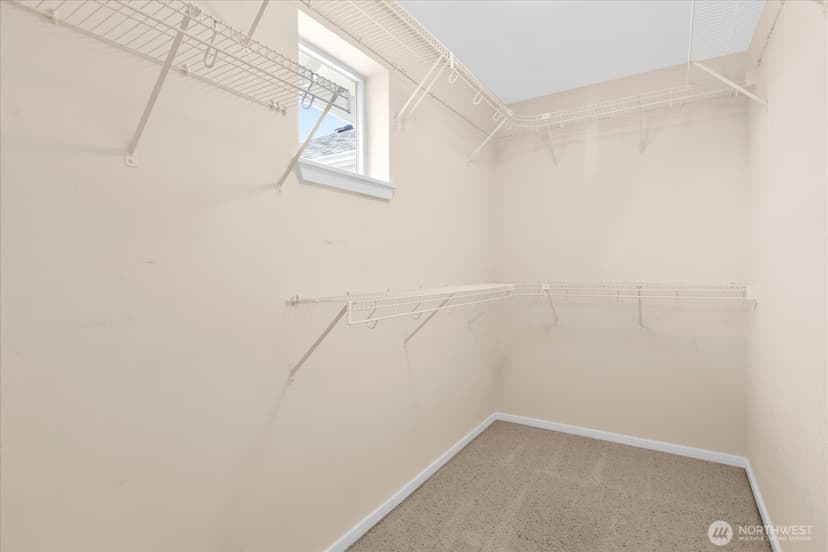Property photo for 205 Avenue E #B, Snohomish photo 23
