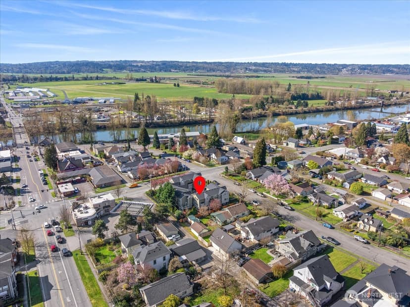 Property photo for 205 Avenue E #B, Snohomish photo 39