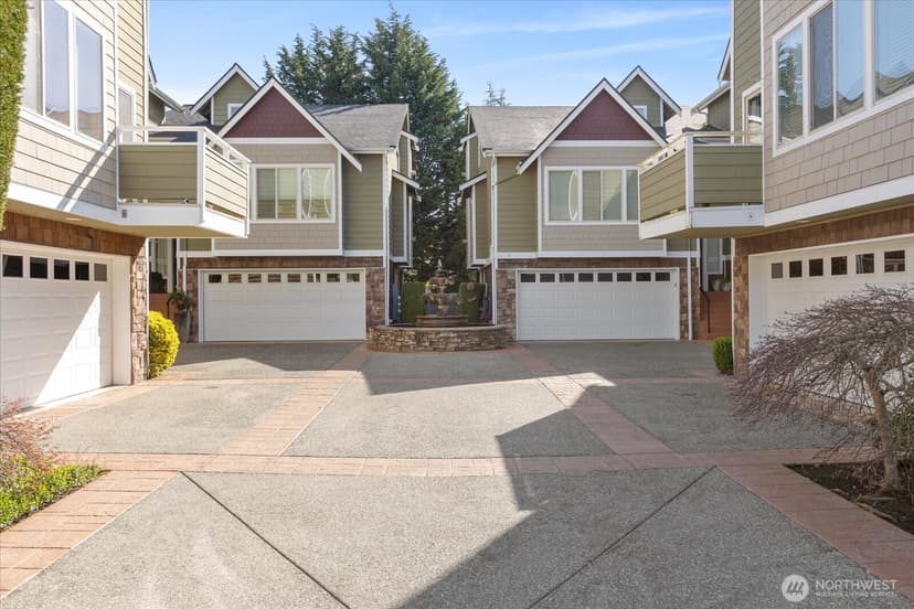 Property photo for 205 Avenue E #B, Snohomish photo 34