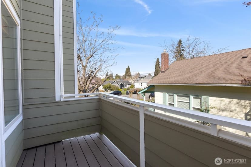 Property photo for 205 Avenue E #B, Snohomish photo 16