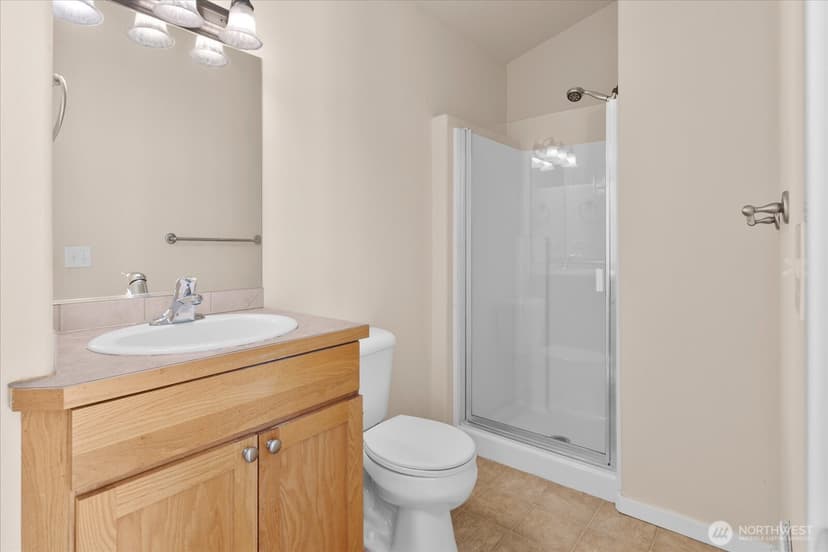 Property photo for 205 Avenue E #B, Snohomish photo 28