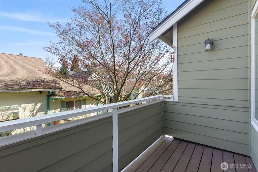 Property photo for 205 Avenue E #B, Snohomish photo 17