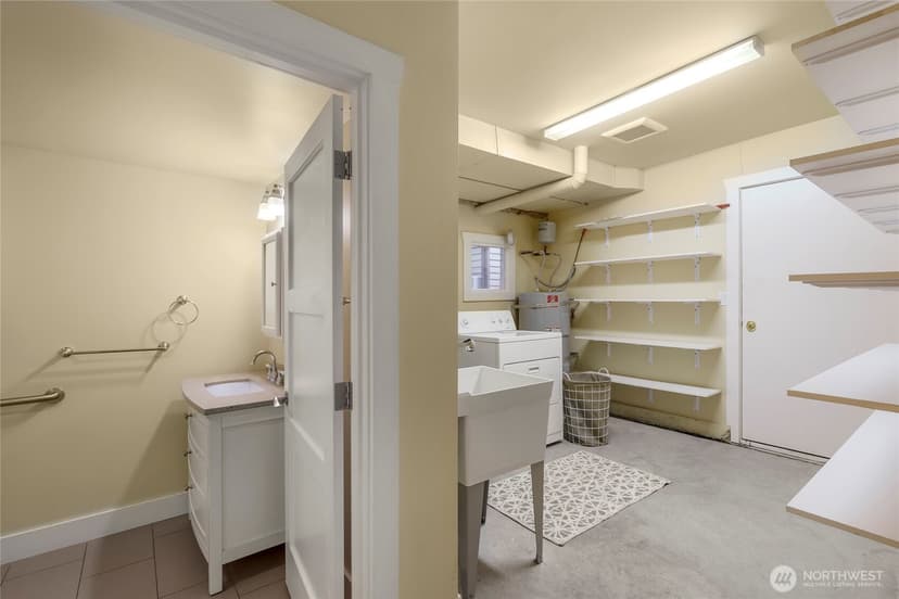 Property photo for 1617 33rd Avenue, Seattle photo 32