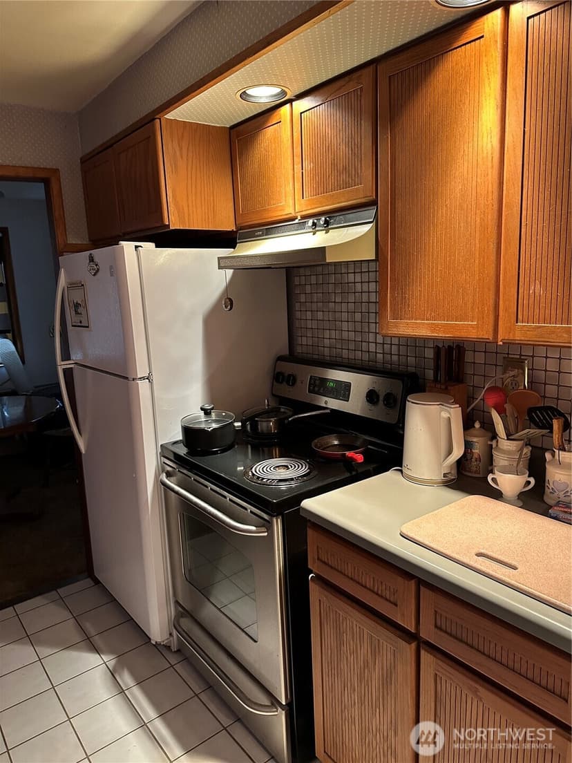 Property photo for 7033 S 116th Place, Seattle photo 13