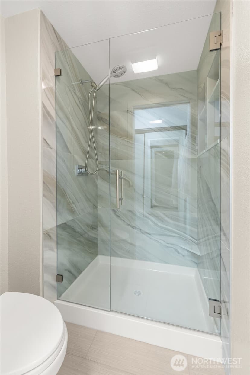 Property photo for 4214 W Lake Sammamish Parkway NE #310, Redmond photo 24