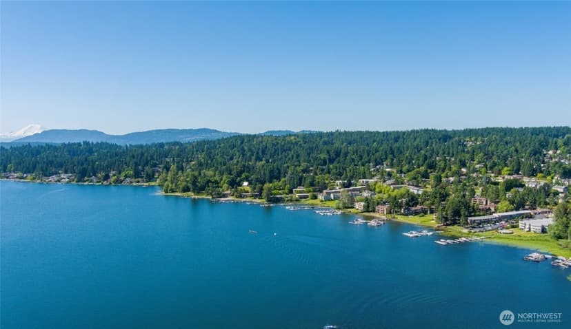 Property photo for 4214 W Lake Sammamish Parkway NE #310, Redmond photo 32