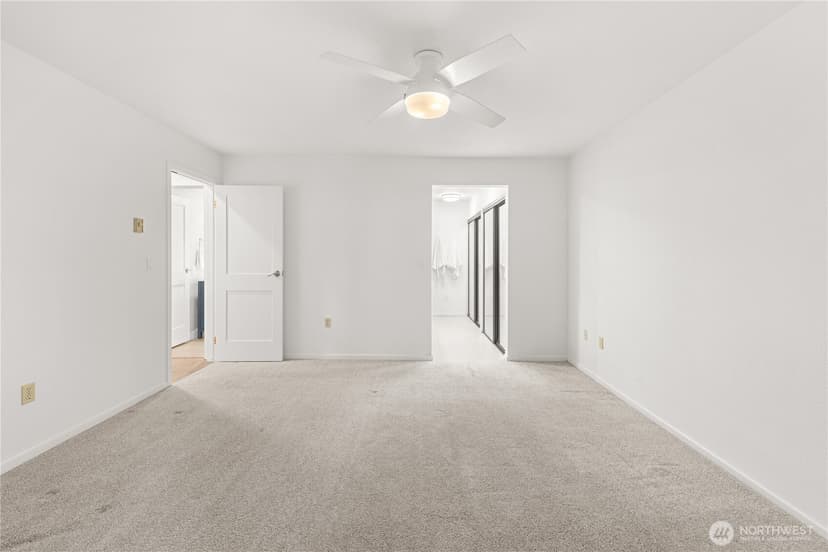 Property photo for 4214 W Lake Sammamish Parkway NE #310, Redmond photo 28