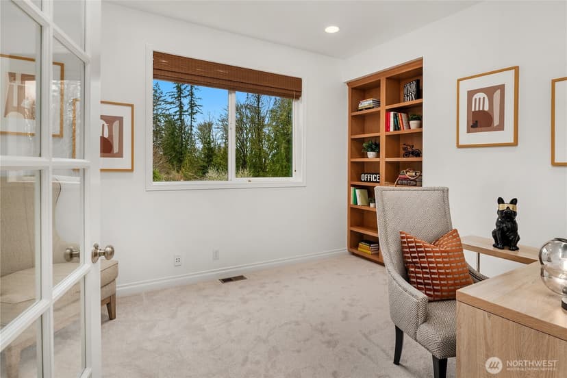 Property photo for 917 Bear Ridge Court NW, Issaquah photo 17