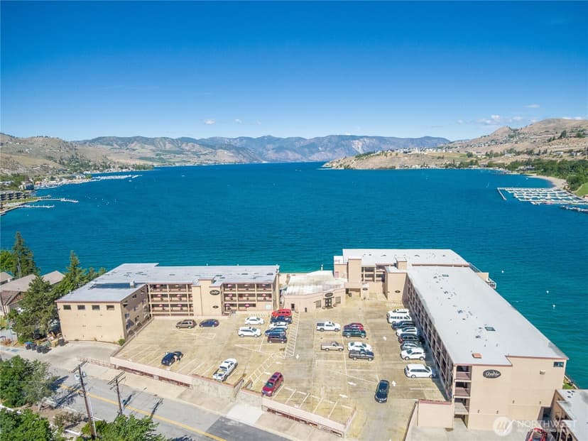 Property photo for 322 W Woodin Avenue #615, Chelan photo 32