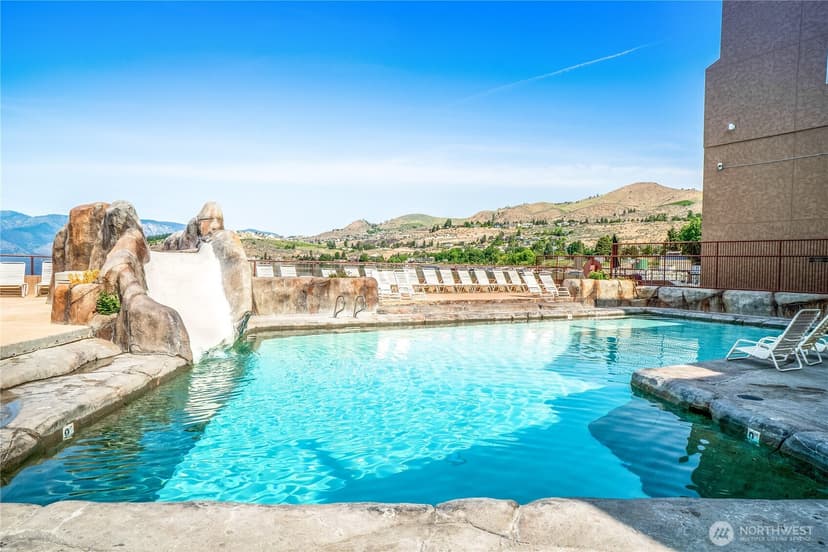 Property photo for 322 W Woodin Avenue #615, Chelan photo 22