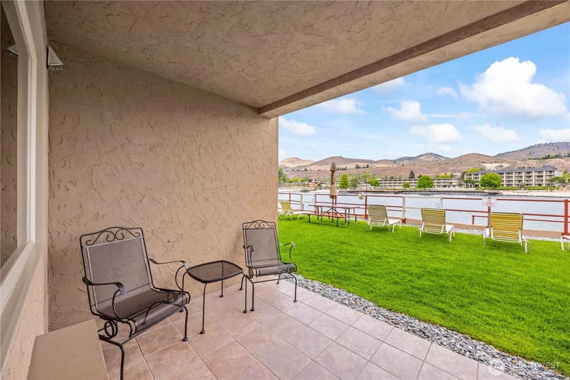 Property photo for 322 W Woodin Avenue #615, Chelan photo 11