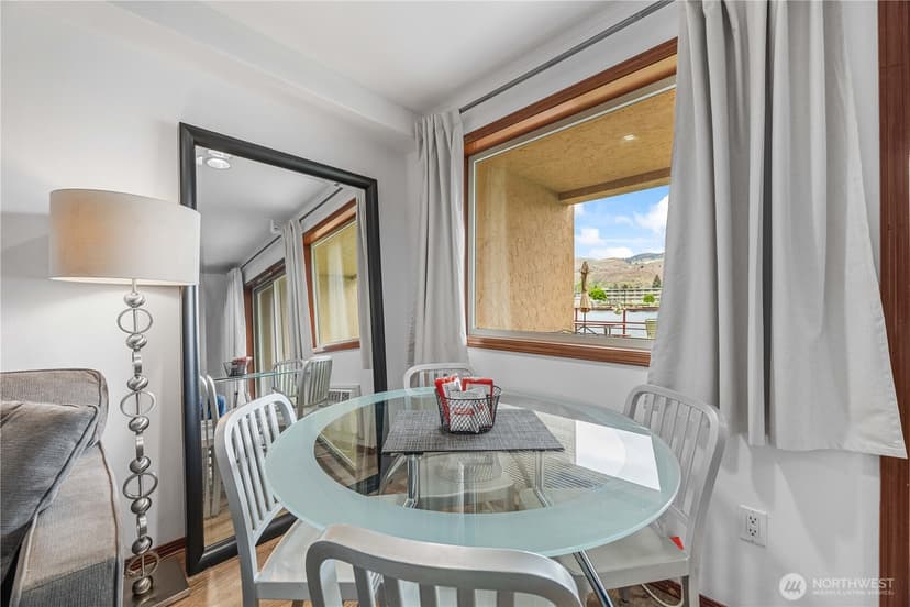 Property photo for 322 W Woodin Avenue #615, Chelan photo 9