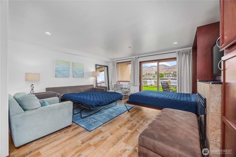 Property photo for 322 W Woodin Avenue #615, Chelan photo 8