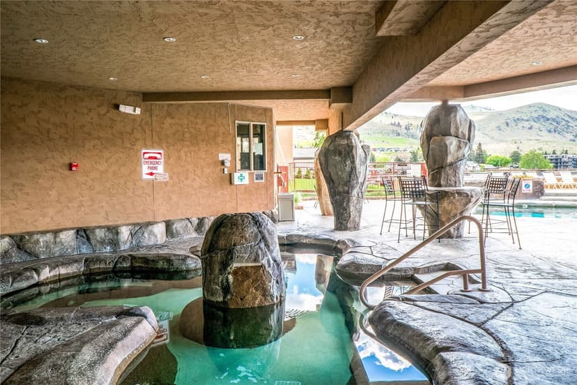 Property photo for 322 W Woodin Avenue #615, Chelan photo 23