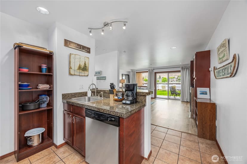 Property photo for 322 W Woodin Avenue #615, Chelan photo 3