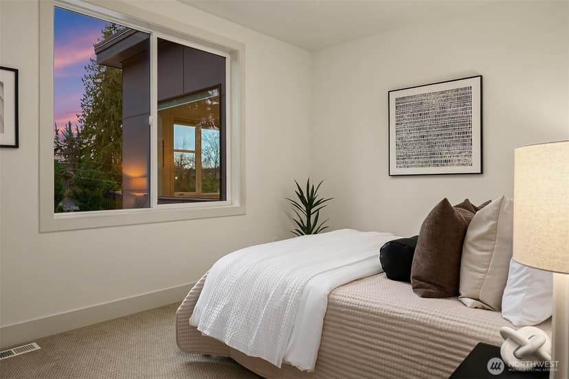 Property photo for 1525 4th Street, Kirkland photo 31