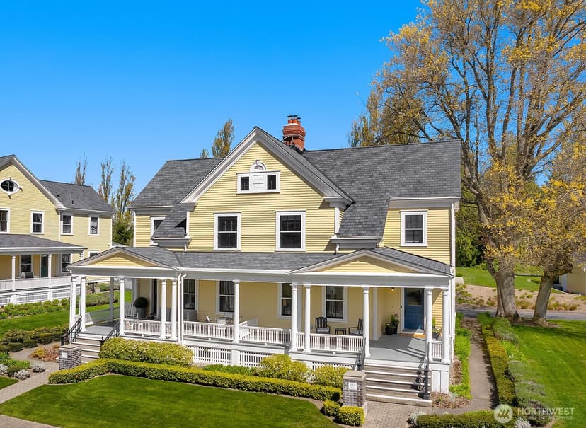 Property photo for 4004 Washington Avenue W, Seattle