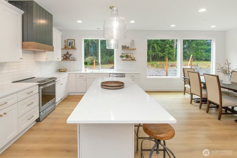 Property photo for 3310 169th Street Ct E, Tacoma photo 4