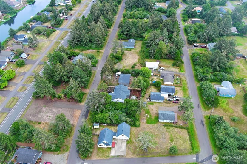 Property photo for 111 Vela Street SW, Ocean Shores photo 37