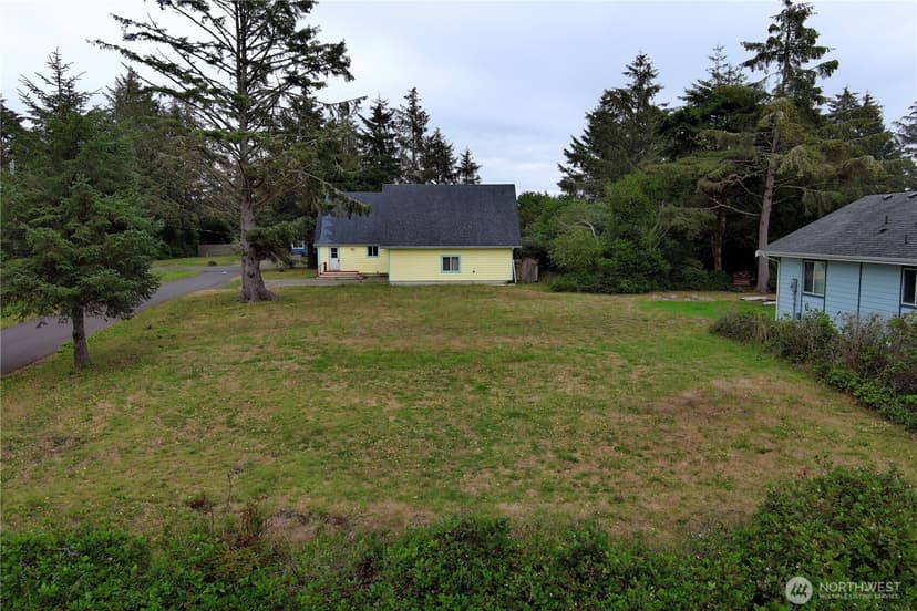 Property photo for 111 Vela Street SW, Ocean Shores photo 35