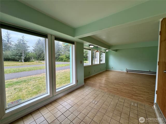 Property photo for 111 Vela Street SW, Ocean Shores photo 2