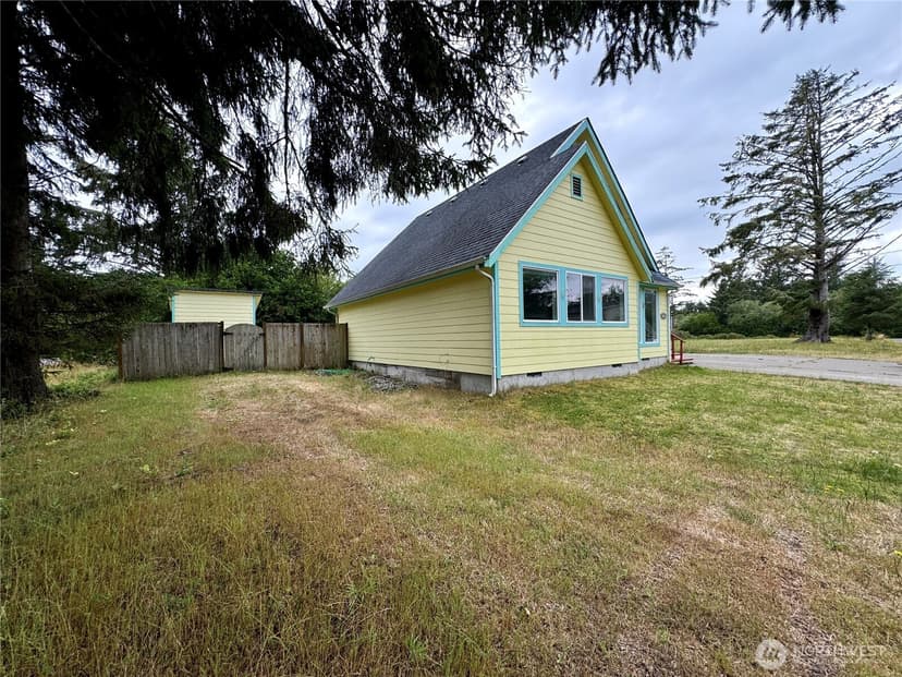 Property photo for 111 Vela Street SW, Ocean Shores photo 21